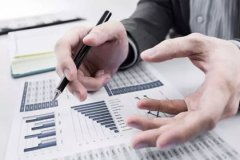 理工硕士如何选择CFA与CPA 资产管理与咨询职业发展路径解析